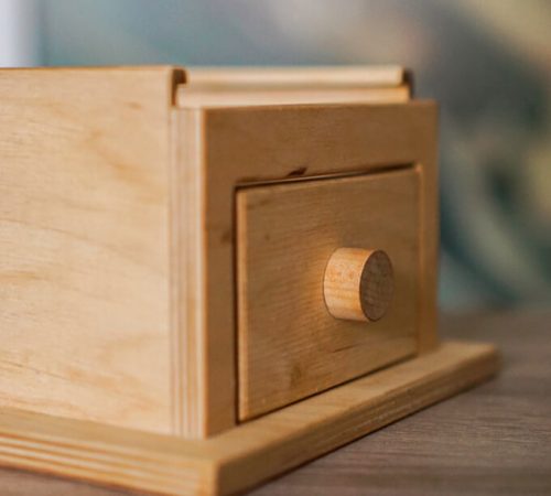 Montessori fejlesztői játékok - fiókos doboz